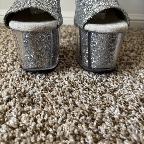 Pleaser | Women's Adore 1018G Silver Glitter Platform 7" Heels Size 8 - Picture 6 of 14